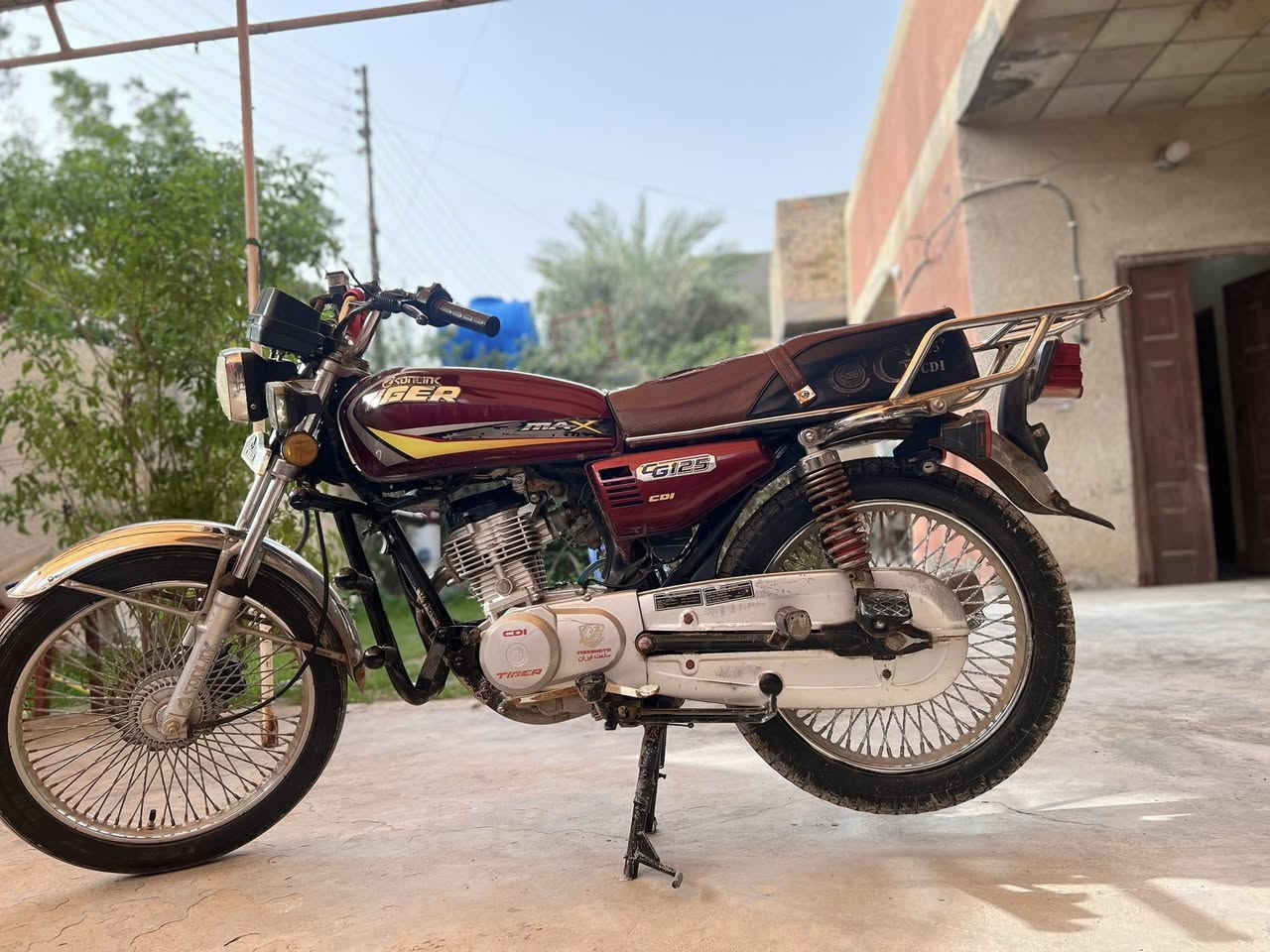 سلام عليكم
تايكر مديل 2022دراجه نضيفه 
الشراي يتصل ***********متواجد خاص 
العنوان بغداد قرب بسمايه 
السعر 550وبيها مجال قليل
