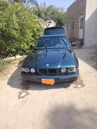 Bmw520السلام عليكم مديل 1990 سياره جاهزه  تبريد  حداديه جديده طخم تاير...