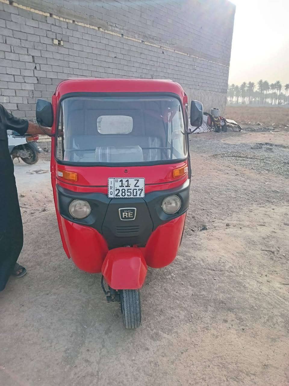 سلام عليكم تكتك البيع مديل 18 رقم وسنويه مصبوغه عام ومعمره الدوسات***********
