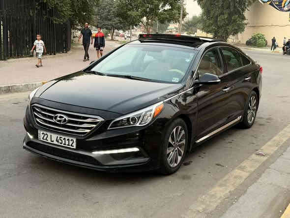 يالله
السلام عليكم
للبيع هونداي سوناتا 2016 ١/١  VIP لمتد
 وارد امريكي حادثها بنيد مبدل بدون صبغ 
ليبل واحد السياره
حجم محرك 2400  
المواصفات :-
بانوراما 3 طگات
داخل جلد 
نضام ترحيب عند الاقتراب 
بصمه + بصمه ابواب + صندوق  
ويل كب  18 سبورت 
شاشه كبيره لمس تدعم ايفون + گالكسي
جي بي اس 
كامره دواره خلفيه 
رادارات جانبيه اماميه
نقطه عمياء بالمري
سماعات انفنتي 
دمام بلادي امامي خلفي وبالبيبان هم
تبريد بيانو شاشه مفصول 
كير اوتو + عادي 
فول تحكم ستيرن جهتين 
مثبت سرعة cruise control 
 كشنات كهرباء امامي الاثنين 
تدفئه تبريد كشنات اماميه
تبريد قطعتين 
يدات نيكل
دوسات نيكل SONATA بلادي
لايت عالي زنون بلادي
لد امامي نهاري 
لد بكلايت خلفي بلادي
صندوق ذكي عند الاقتراب ينفتح 
ثلاث انظمه قياده  Eco + Normal + sport 
حساس اطارات 
شاشه اظهار وتنبيه الاعطال 
بلوتوث + 3 مخارج USB 
نطام مانع انزلاق Abs+ اضائه الاناره الداخليه درجات 
يدات الباب لدات اضائه + ترحيب  
مكاني بغداد / اعضميه
السعر 135
الرقم ***********
