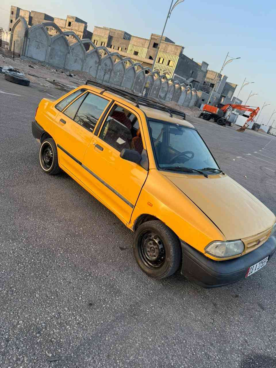 سلام عليك سايبه مديل 12 اسياره جاهزه. هيئه غرمات مصفره سنويه لل30بسمي  
تخم تاير حداديه جديده.   كلشي حتى اشواصي. جدد
 مابيه خياس. 
 دوشمه جديده
  كمبريسر +راديتر جديد اكفلك بس غاز. لان العام. جنت مشغل تبريد. بس يمكن  اكو ليك 
  اسياره جاهزه  نقصها. بس  العجينه مل سويج مارات اشكل  السعر 29بيه مجال ورقه.  بس.  لان والله. متعوب  عليها ***********
