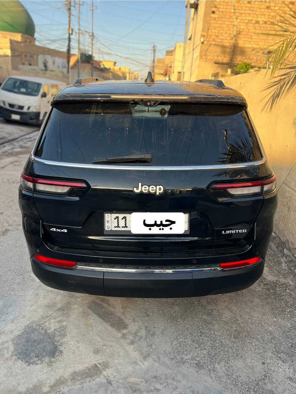 السلام عليكم
جيب كراند شيروكي لمتد كتاب شهداء باسمي للبيع 
موديل 2024 
رقم بغداد الجديد 
كامرات 360 درجه 
رادار تحديد مسار 
مثبت سرعه 
قياده ذاتيه 
6 راكب كشن منفصل سياحي 
اللون اسود 
فول مواصفات لمتد 
بنوراما على طول السياره 
كشن كهرباء صندوق كهرباء + تدفئة و تبريد كشنات 
كشن خزن ميموري 
شاشه كبيرة و شاشة عدادات 
خمس انضمة قيادة 
تخم تاير جديد بردات خلفيه بلادي 
صور الحادث مرفقه بالمنشور 
اكفلك شاصي وكير و مكينه 
السعر 275 ورقه 💵
العنوان بغداد الامين الثانيه 
للاستفسار ***********
