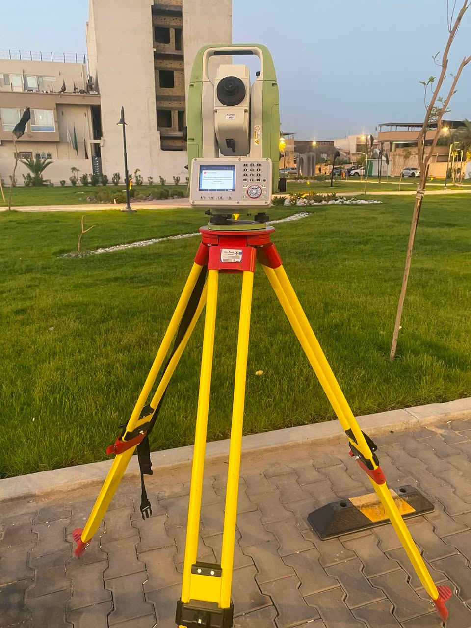 إعلان للبيع جهاز توتل ستيشن

متوفر الآن لدى Geo Tech

🔹 Leica Total Station TS07
✅ حالة الجهاز: مستخدم، نظيف جداً، كامل مع جميع ملحقاته.
✅ المدى: R500
✅ الدقة: 5”
✅ سنة الصنع: 2023

الجهاز جاهز للعمل، مناسب لجميع الأعمال المساحية ويتميز بالدقة والاعتمادية.

📞 للاستفسار والاتصال:
***********
***********
