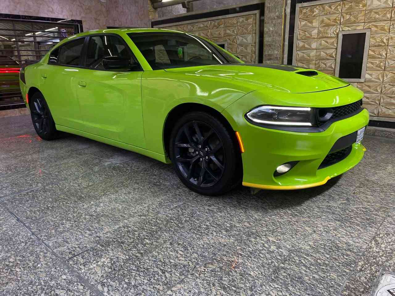 جارجر 6 سلندر 2023 لون مميز بيع فقط
بلاك توب بلاص فول 1/1 
سلايد روف 
داخل جلد خزن ميموري كشنات ندفئه تبريد 
رادار نقطه عمياء 
لون تفاحي 
رقم فحص جاهزه للترقيم 
الحادث جاملغ وبنيد سطحي 
الشاصي مكفول مكفول للاخير فقط رصعتين ب جتف جاملغ 
ماشيه 13 الف فقط 
السعر 253 مجال بسيط 
حبايب السياره بدون دواخل ولون مميز وفول وموديل 23 لاست كول لا تقارنوها بالمجهم 
اي استفسار 
*********** 
متواجد واتساب
