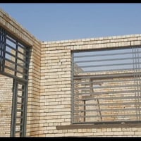 خلفه بناء • بناء طابوق • متفرغ