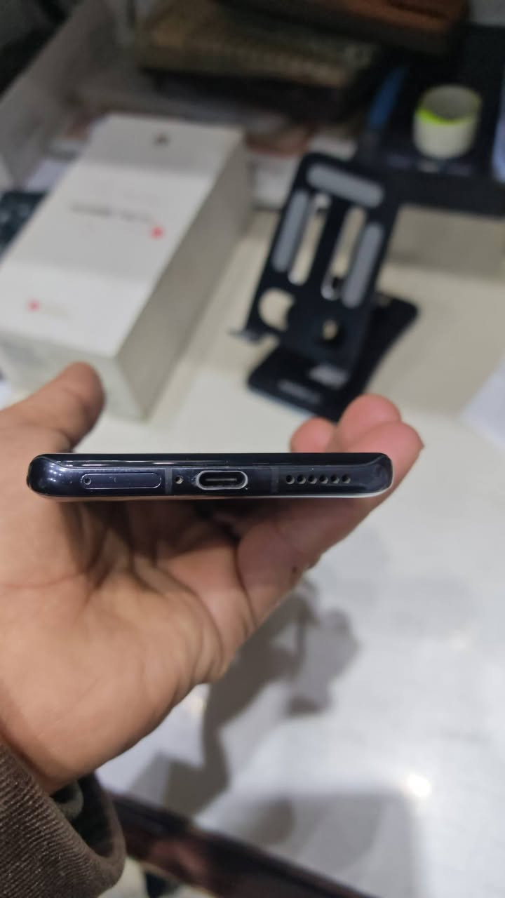 السلام عليكم هواوي P40 برو نضيف  ذاكره 256 رام 8 مكاني مدينه الصدر قطاع 46 مقابيل سوق عريبه كامل الملحقات السعر 325
***********
