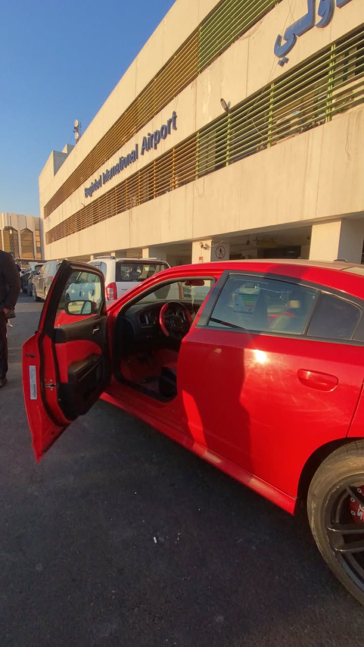 السلام عليكم للبيع موديل 2020 sxt حادثها جاملغ وبنيد محدث GT ماشيه 63 الف مواصفات كشنات جلد تدفئه تبريد خزن ميموري مكاني بغداد شارع فلسطين السعر 23 الف يعني 230 ورقه سياره جاهزه من كلشي ***********
