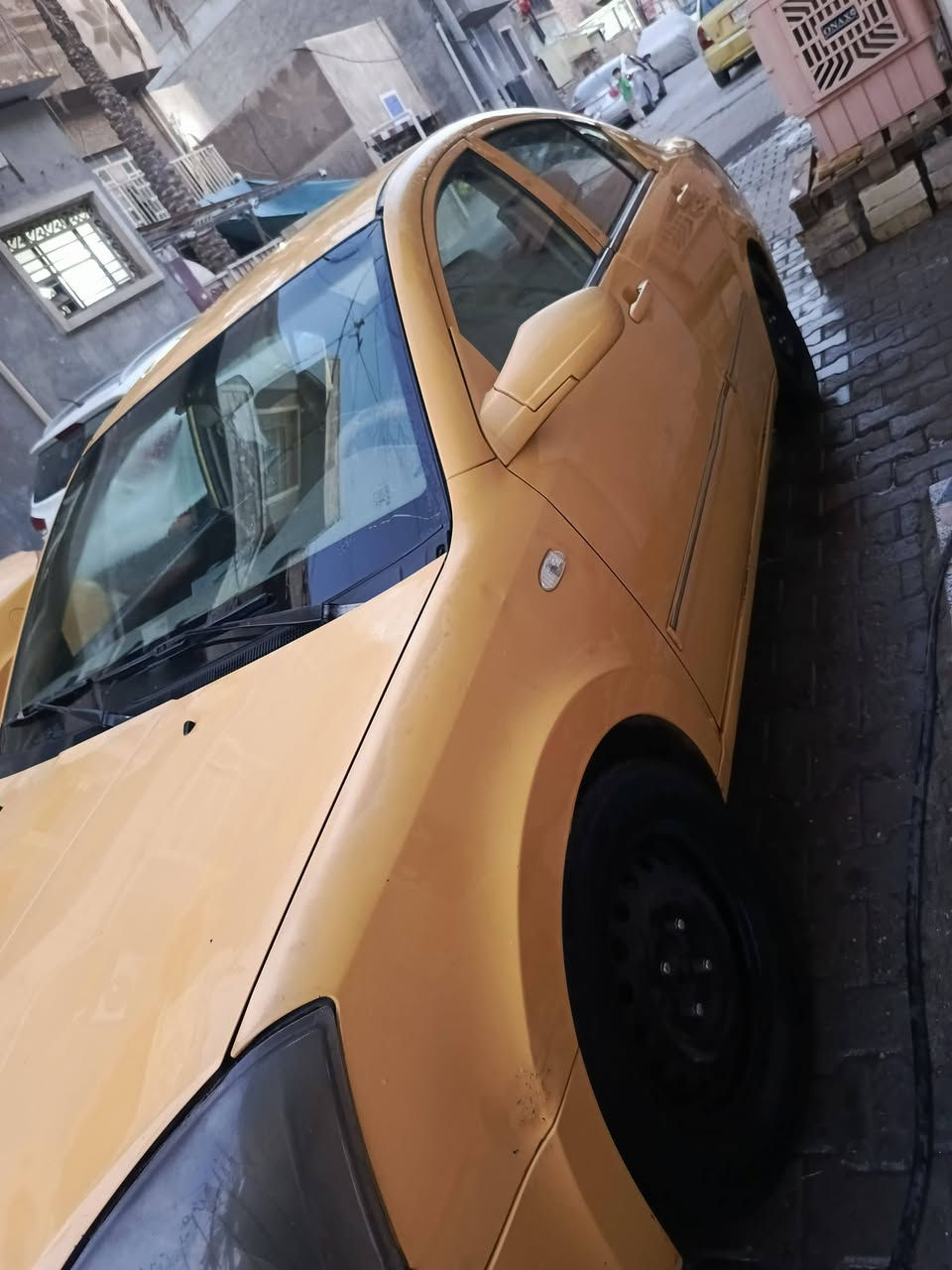 السلام عليكم للبيع شيري A5 موديل 11 بغداد محور كير ومحرك كورلا نحلة 1800 + منظومة غاز تبريد شغال توجد بيها نواقص بسيطة يدة باب داخلية و دكمة جامة و درايم شفت الكير والمحرك على الفحص السعر 35 وبيه مجال للطيبين السيارة موجودة في الحرية أو الطي للتواصل ***********
