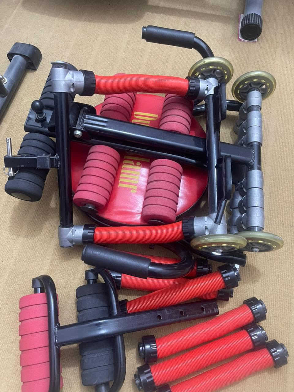 أجهزه رياضيه تشمل:بايسكل ماركة اوبتكال وجهاز دودو سليمر للتنحيف مما موضح وأي استفسار يرجى مراسلة الصفحه 
محافظة النجف


**إذا كنت صاحب هذا الإعلان وتريد حذفه لأي سبب، رجاءا أرسل رسالة إلى الدعم الفني**