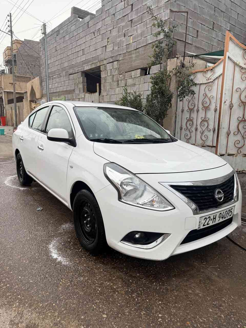 نيسان صني هندي  2024  ماشيه 27  مكفوله كفاله عامه  مدوشمه ارضيه وكشنات جلد  حلوه السياره السعر 122 وبيها مجال للشراي ستفسار *********** البصرة, العراق
