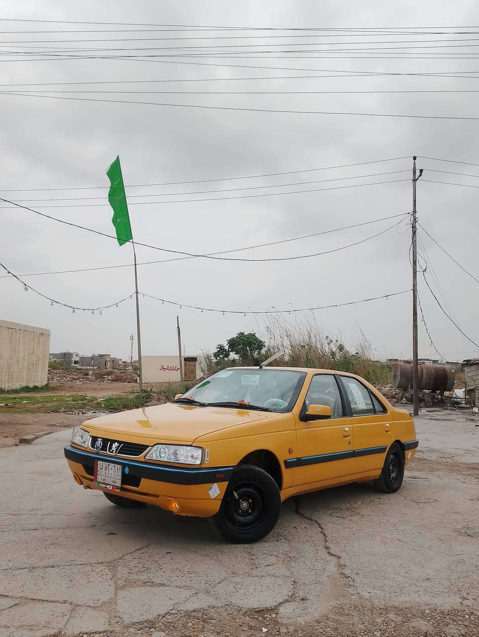 السلام عليكم بيجو لميس 2013بلاديه سياره جديده مكفوله من ضربه وصبغ فقط هلال معمر باقي مكفول بدون تبديل سياره كير مكينه خير من لله تبريد منضومه جديده ثلج🥶 صدر خلفي امامي جدد تخم تاير ويل جدد كهربيات بلاديه داخلها جديده حيلل رقم بغداد مشروع وطني تحويل مباشر سياره خير من لله تجي وشوف بعينك بدون خياس سعر 40وبيه مجال لطيبين *********** اتصل ودلل بي وتساب
