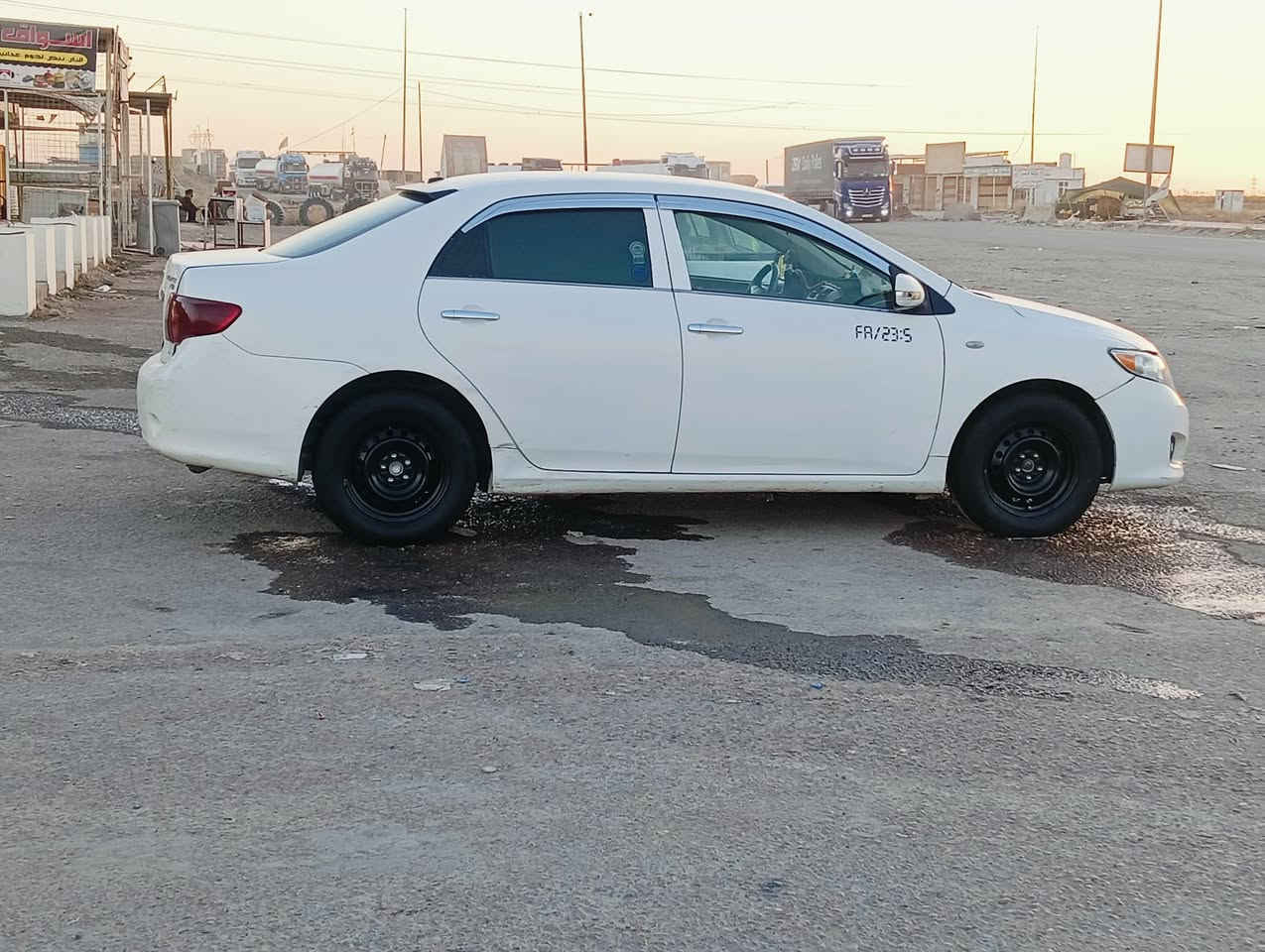 سلام عليكم كورلا2008 السياره ربع القماره تكشير وباب وبنيد صبغ بيها مكانات بارد شي قليل مكينه كير بل شرط المكينه قبل20يوم شديتها لا تنقيص ولاتبخير تبريد منضومه كامله جديده صدرها يرادله شويه السياره اترايك وين ماتريد اطلع رقم جديد ب اسمي لل31…(السعر)90وبيها مجال مكان السياره سامراء مفرق الفلوجه ….اتصل وبيك خير ودلل (***********)
