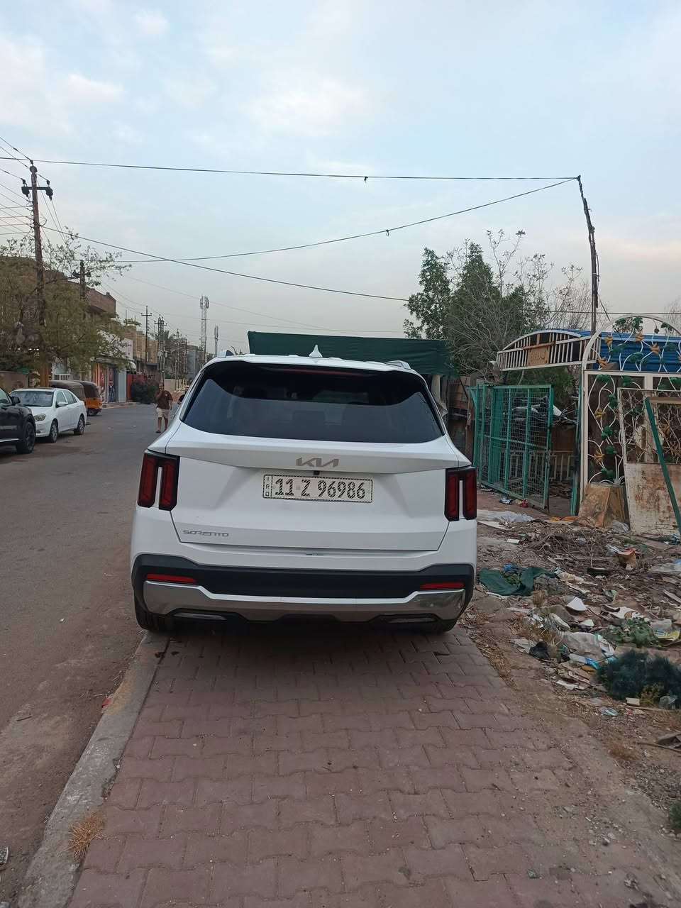 سلام عليكم سورنتو للبيع وارد امريكي موديل 24 فول مواصفات بستثناء البانوراما حادثه بنيد وجاملغ وباب رقم بغداد ابسمي السعر  200 للتفاصيل الاتصال على الرقم ‏‪***********‬‏
