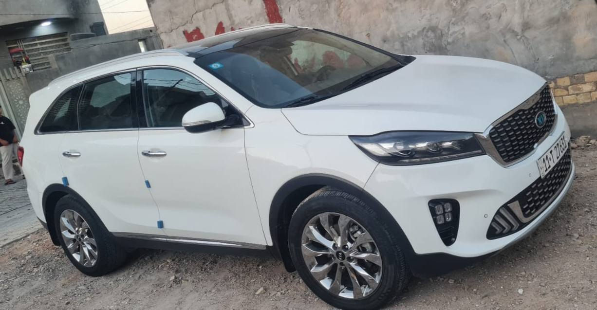 سورنتو خليجي 
موديل 2020
دبل شباك 
لون ابيض 
٦ سلندر ٧ راكب 
فوووووول مواصفات بنورما
بصمتين: 
بنووورما 
بردات خلفية اصلية ￼￼
الباب الخلفي كهرباء 
كشنات ٢ كهرباء 
شاشة كبيرة اندرويد  
كامرة دوارة اصلية 
حساس امامي وخلفي 
مري شفط مع القفل 
تحكم استيرن فول 
حاكية : ابلوتوث: اوكس 
كيجات السرعة زئبقية 
شاشة الدشبول الكترونية 
نظام ايكو درايف 
نظام سبورت ورياضي وعادي 
تبريد ابيانو لمس 
تبريد ٣ قطع ثلج 
مانع انزلاق وانحدار 
اضواء ترحيب بليدات 
علامة سورنتو بلدوسة 
لد امامي وخلفي 
لايت زنون اصلي 
اشاير بلمري 
يدات نيكل اصلي 
ويل اكروم ١٩
تخم تاير جديد لك 
ماشية 73 
كير ومكينة وصدر وحدادية وتبريد خير من اللة 
سيارة جديدة ومال بيت مابية اي نقص 
كتلوكات الشركة موجودات// 
 السعر 280
***********
***********
