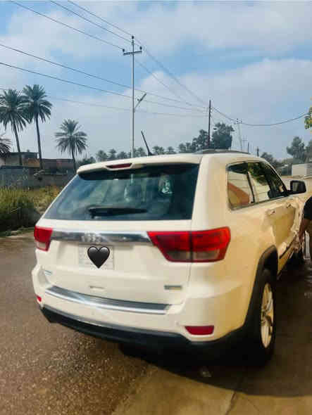 السلام عليكم للبيع جيب 2011كندي كفاله عامه من الصبغ والضربه بيها مكانين بارد فقط اقل من شبر 👍
كير محرك تخم تاير جديد كله وضع شركه 
سياره جديده معنى كلام مال جناي ماشيه 160كيلوا
زيرو زيرو سياره رقم بغداد بسمي تحويل مباشر 👍
مكاني ديالى بيع فقط بس جناي يخابرني👍
سعر 183وبيها مجال حگ جيه ❤️
***********
