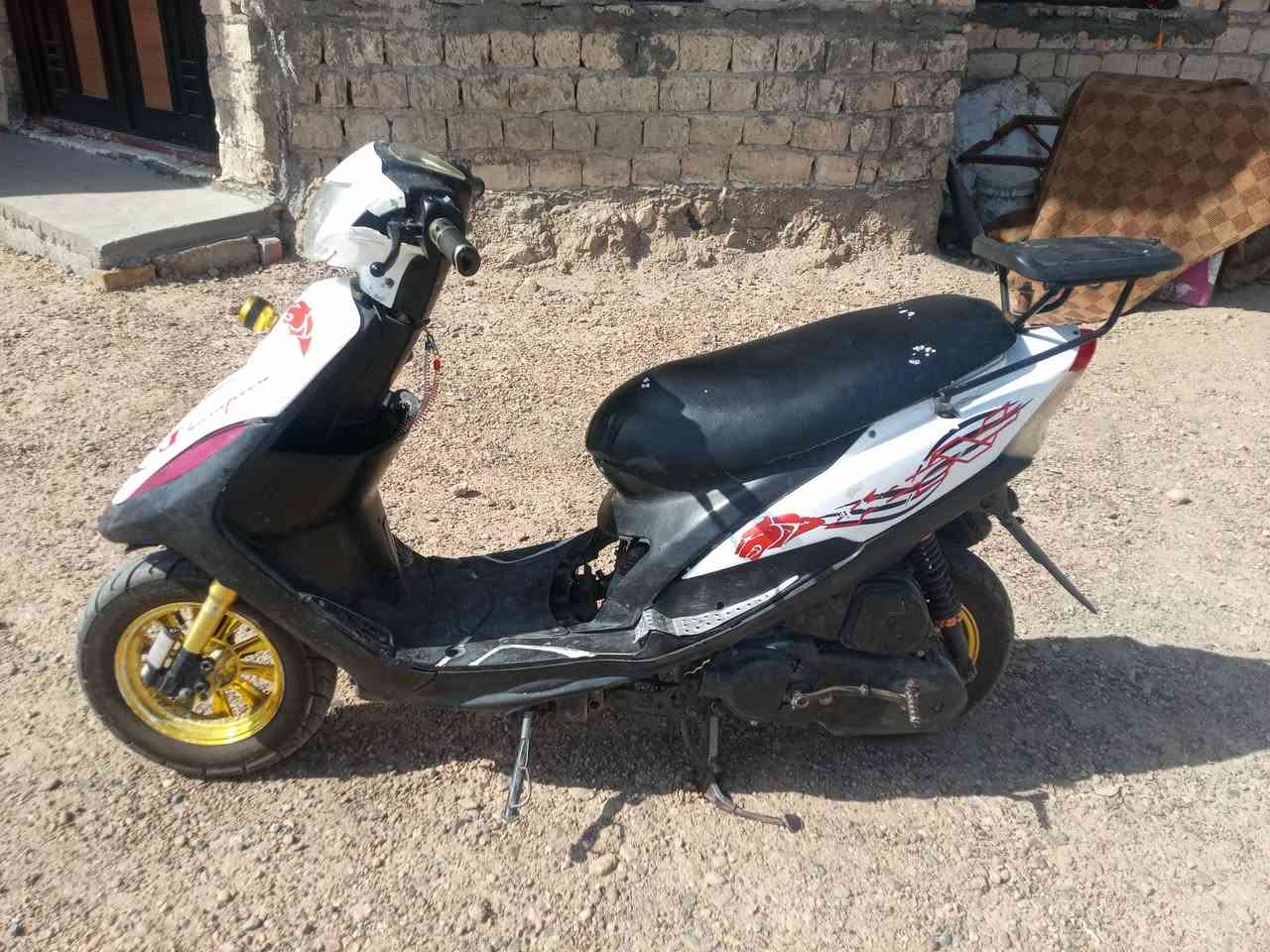 للبيع ماكس سعر 350  مكاني رمادي سجاريه للستفسار ***********
