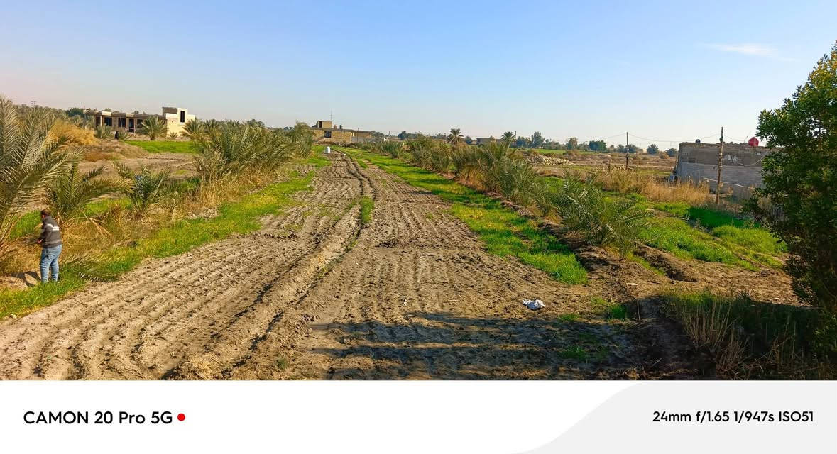 قطع للبيع طابو زراعي سند 25 قرب حي الصحه  المساحه مفتوحه اكثر من 50 قطعه ***********
