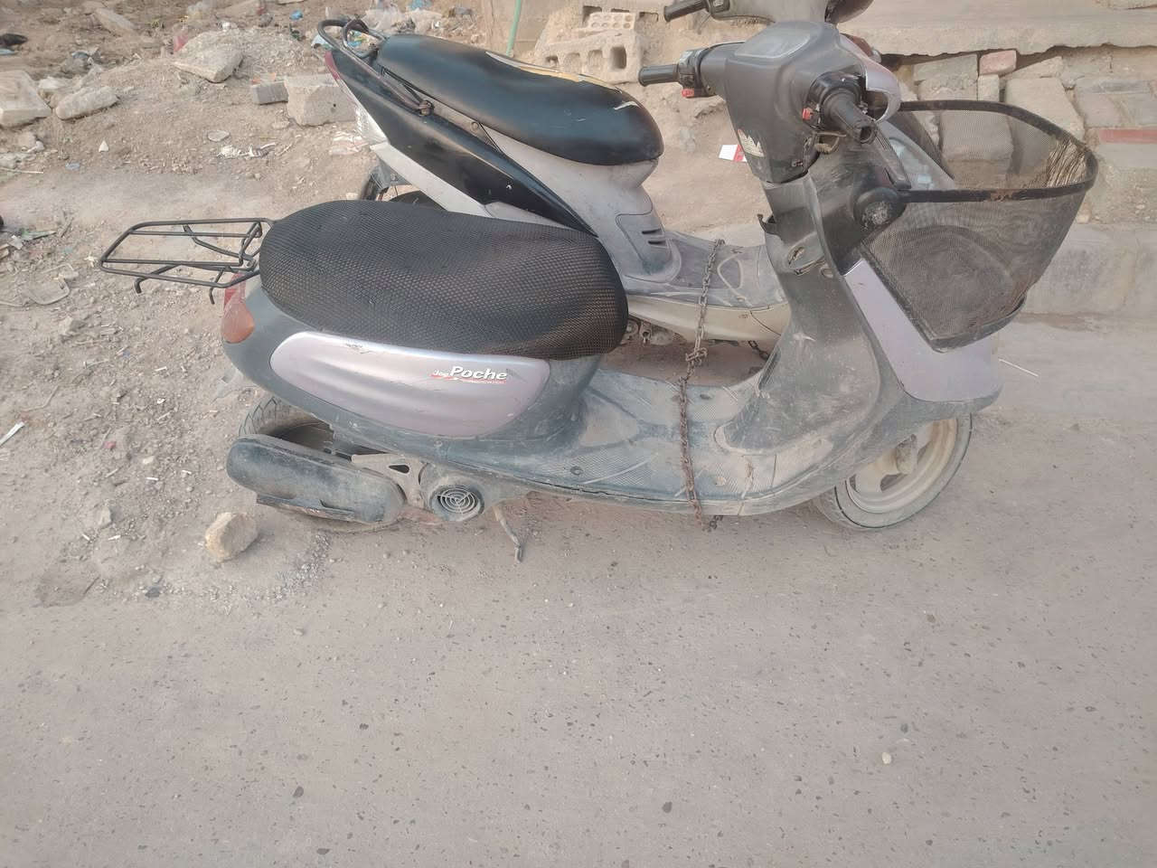 دراجه للبيع سعر 250 عوزها بس بريك نكره سلف تشتغل ما متعوبه.  70018956775


**إذا كنت صاحب هذا الإعلان وتريد حذفه لأي سبب، رجاءا أرسل رسالة إلى الدعم الفني**