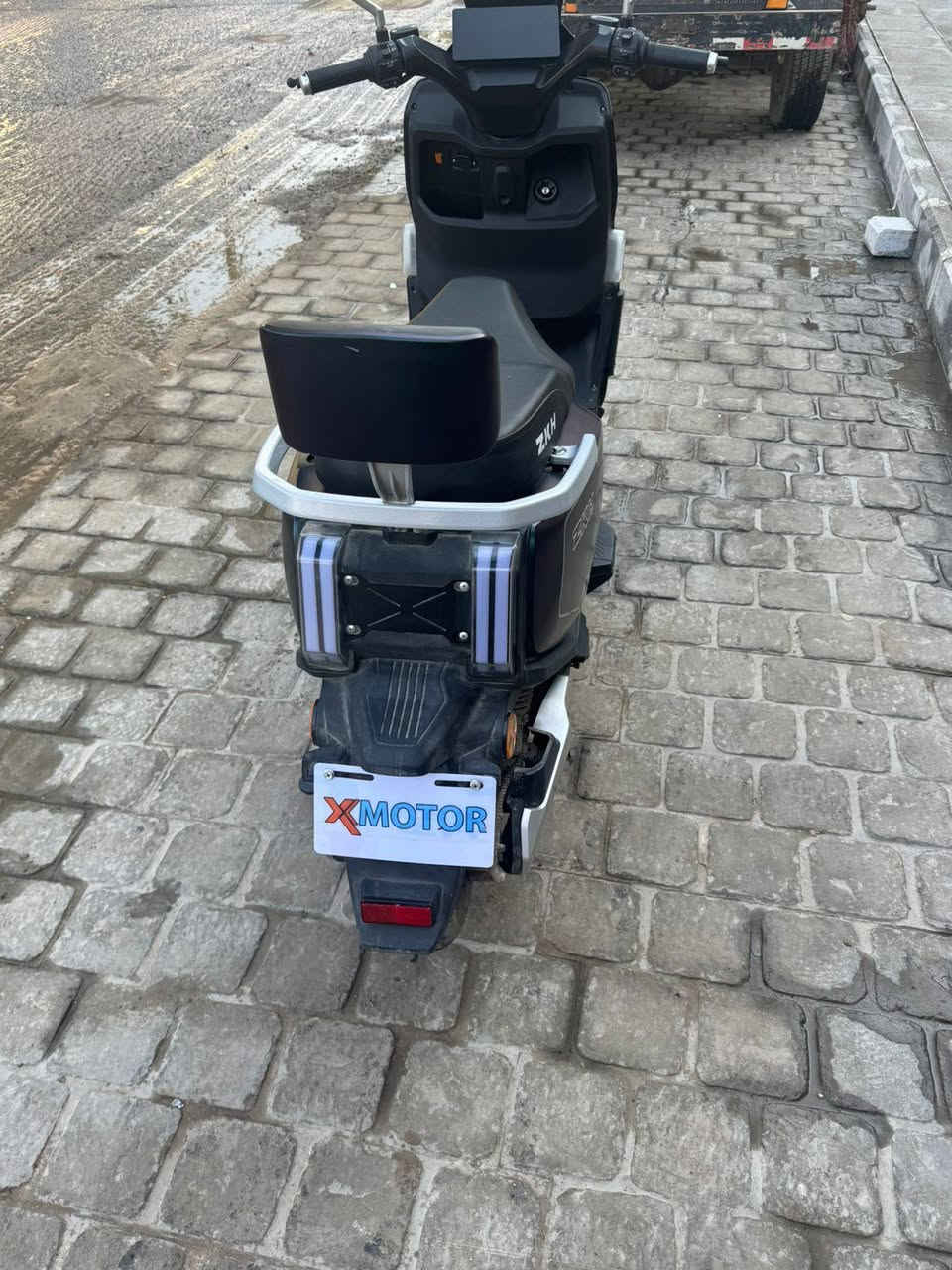 السلام عليكم  دراجه للبيع فول نضافه السعر900وبيهه مجال والعنوان بغداد كويريش حي السلام قرب القواس بغداد لتواص هذه الرقم***********
