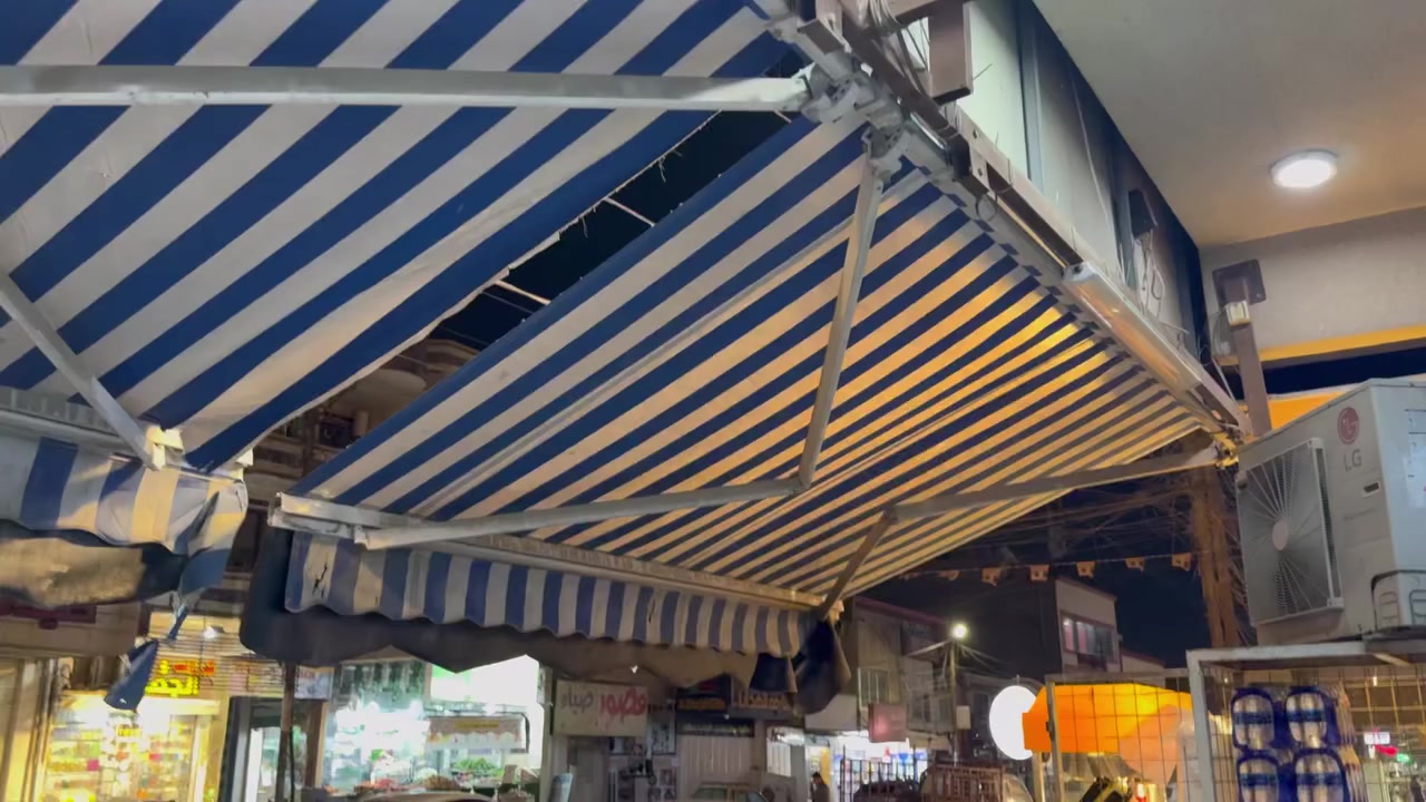 اغراض اسواق للبيع
رفوف سفينة  18 متر 

رفوف عمودية عدد 7 متر

رفوف تعليك

مراوح سقفيه عدد 10 

عربة تسوق عدد ٦

مضلة كهربائية عدد ٢

باب سلايد عدد ١

ميز كاشير   

الميز العادي

الحاسبه 

الباركود 

الجرار مال فلوس 

الجهاز قارى الأسعار 

نظام صوتي مكون من أربع سماعت و مشغل 

العنوان الدوره جمعيه خير الله مقابيل مطعم ليمونه

***********
