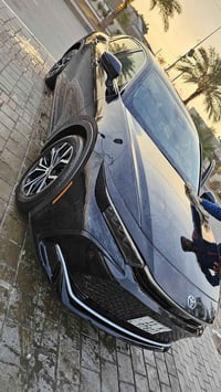 تويوتا كراون  لمتد بانوراما فول موصفات  هايبرد  ماشي ١٦ الف . بجم كبس ...