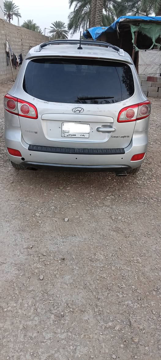 السلام عليكم -***********- هونداي سنتافي موديل 2007 رقم بغداد تحويل مباشر محرك وكير مكفولات 6سلندر 2700 وارد امريكي 7 راكب ظرره جنطه وبيهه حادث بالعراق الدوسه مكصوصه صفحه السائق مصبوغه عام السعر85 مكان السياره واسط العزيزيه الصويرة, واسط
