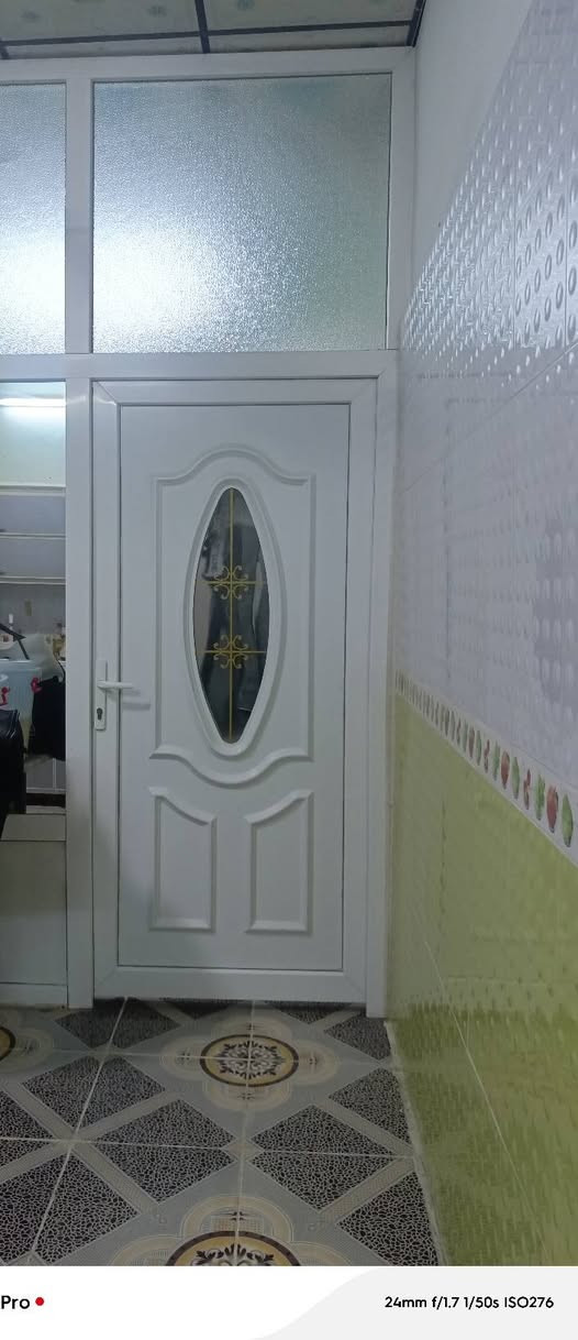 للبيع قاطع  مع باب قياس 3/3سعر 100الف


**إذا كنت صاحب هذا الإعلان وتريد حذفه لأي سبب، رجاءا أرسل رسالة إلى الدعم الفني**