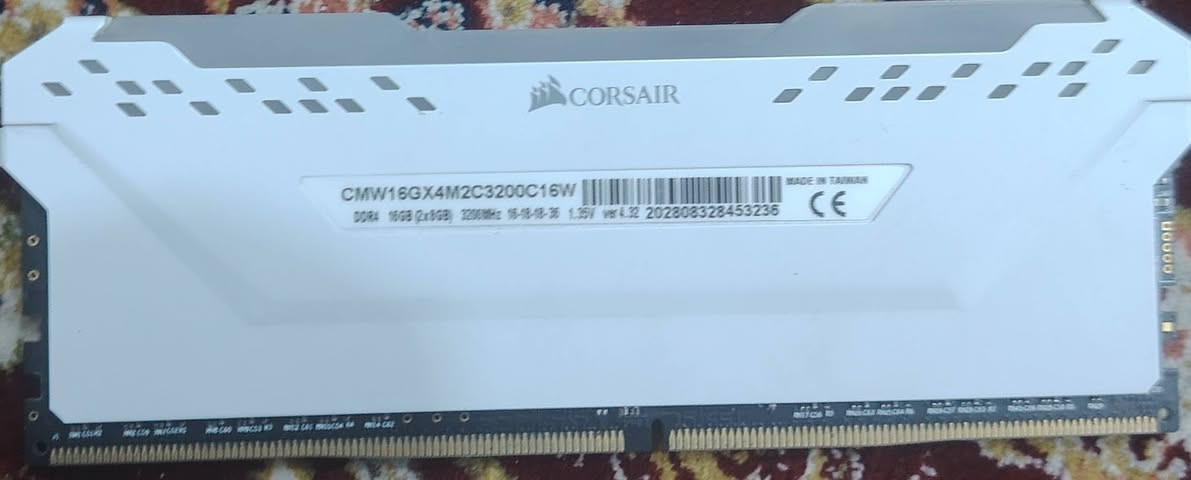 رام قطعة وحدة ddr4 8gb rgb 3200mhz مستخدم متوسط ب70


**إذا كنت صاحب هذا الإعلان وتريد حذفه لأي سبب، رجاءا أرسل رسالة إلى الدعم الفني**