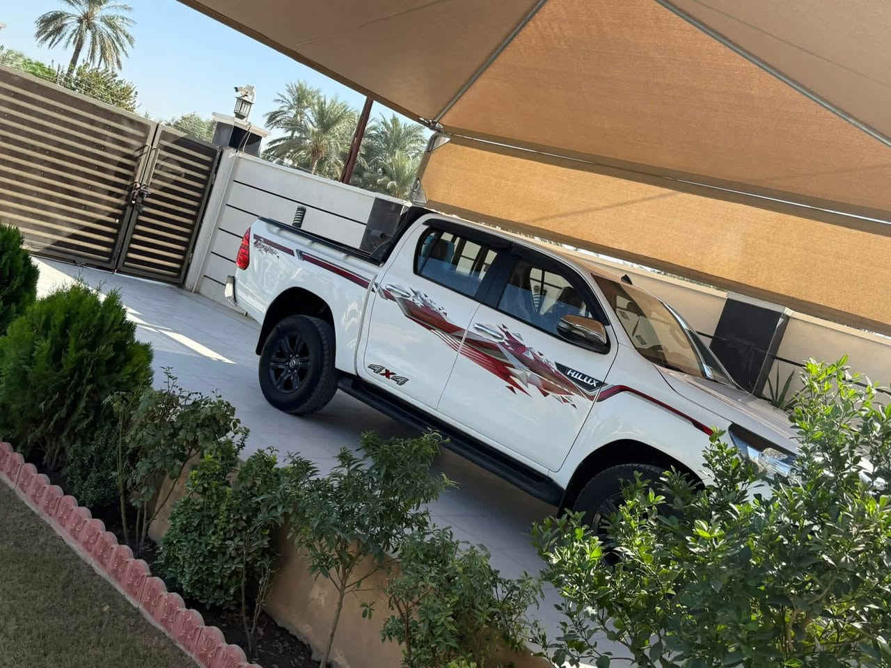 ساز باب ثاني يعني تجي سويج وتبريد چوكات
موديل /2022

المحرك /2700 بانزين 

الكير /اوتماتيك 

عداد المسافه /138 كم 

الرقم /بغداد دولي ب أسمنا السنوية غير منتهيه

الضرر يوجد بارد قليل جدا كما موضح بالسونار المرفق ضمن الصور 

السيارة كامله مكتمله صدر تخم تاير كله جديد 

السعر /275 ورقه 

الرقم اسيا /*********** 

الرقم الاثير /***********
