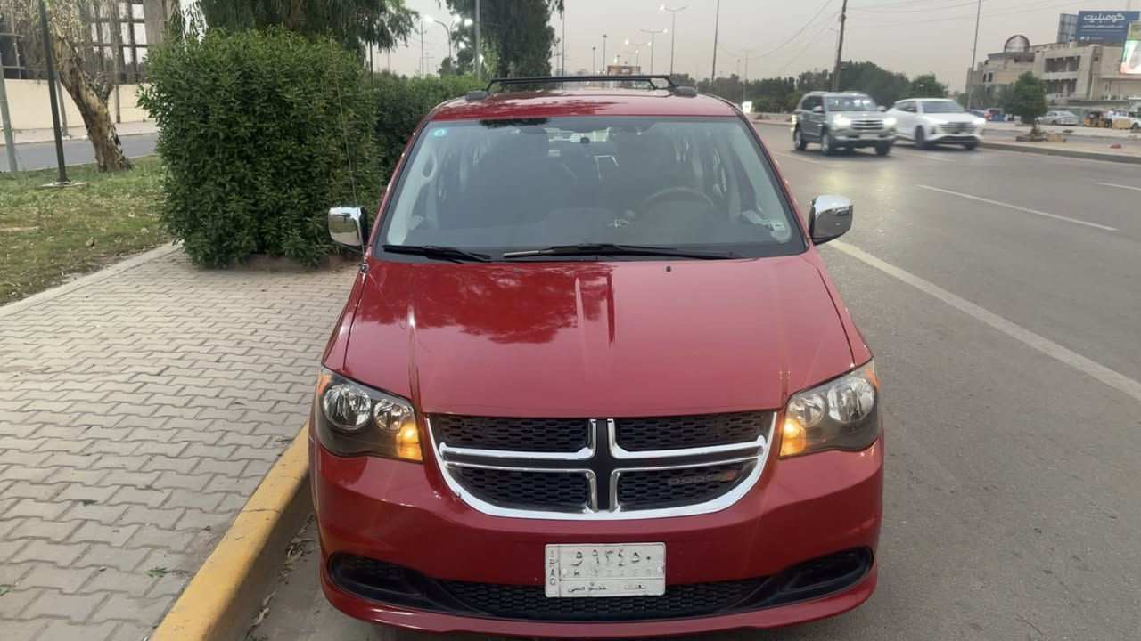دوج كرفان 2015
SXT
3قطع تبريد
ابواب كهرباء 
حادث جاملغ وبنيد
ماشية 130
السعر 12800 $
128 ورقة
***********
***********
مكان السيارة بغداد
