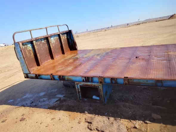 السلام عليكم 
صطحية للبيع نضيفة 
الطول والعرض داخل موجود صور 
#السعر 2,750 وبيه مجال اي ستفسار رقم 
*********** المكان كربلاء
