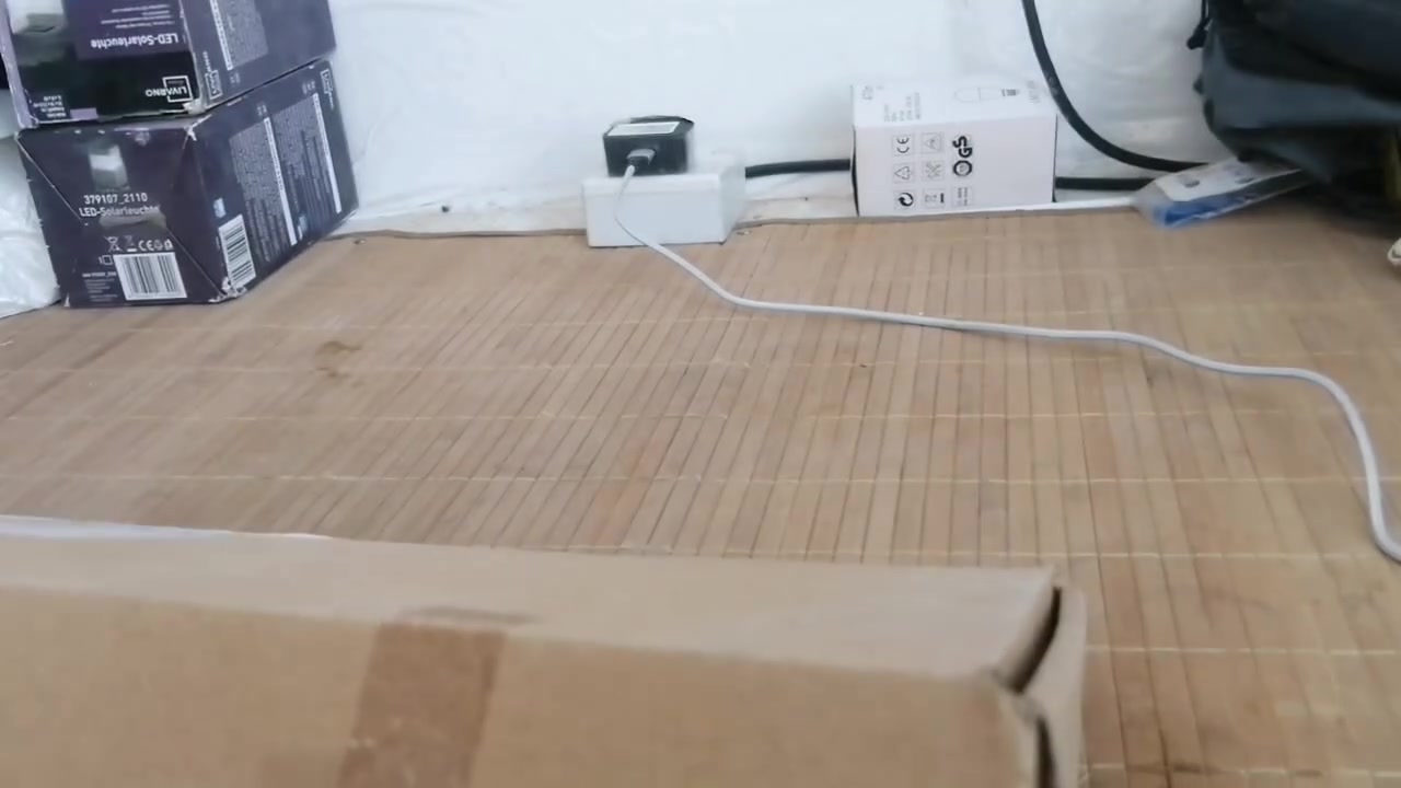 اخواني بعد البحث عن هذا البكج
طلع لحاسوب all in one
هذا يجي هوه حاسوب هوه شاشة لمس
 من ماركة lenovo جيل عاشر حديث
يتكون من عدة قطع كما موضح بالفيديو
السعر 100 الف
.


**إذا كنت صاحب هذا الإعلان وتريد حذفه لأي سبب، رجاءا أرسل رسالة إلى الدعم الفني**