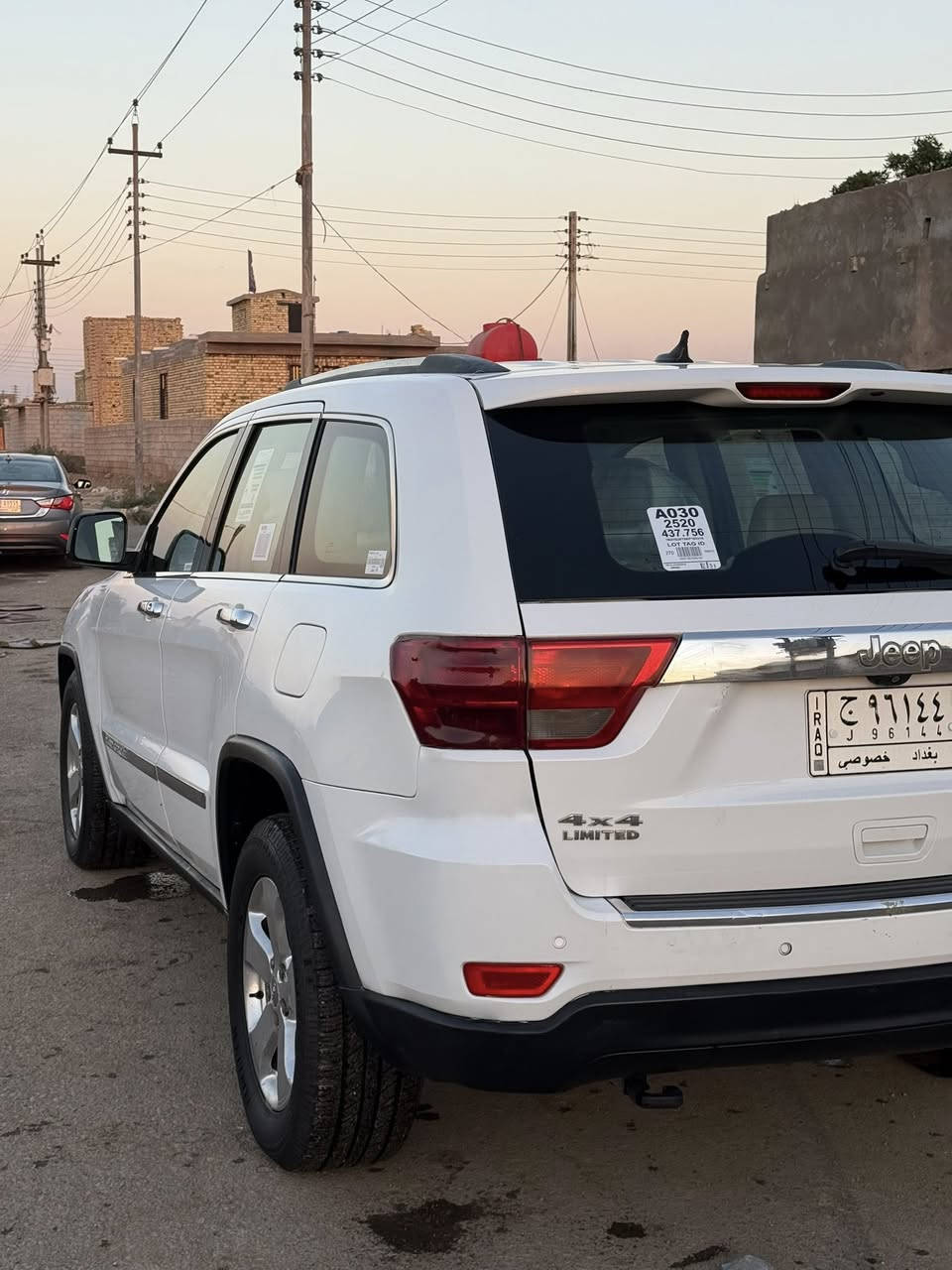 السلام عليكم جيب خليجي ١٣ فول مواصفات للاخير لمتدد معروفه مواصفات المتدد ما حاجه اذكرها كير ومحرك كفاله لا تنقيص ولا تبخير فقط الكيس مفتوح السونار بالمنشور بيه كل التفاصيل 
رقم بغداد مشروع وطني مداور ثاني يوم 
السعر ١٣٧ وبيها مجال للشراي اتصل وتدلل
مكان السياره العماره ناحية سيد احمد 
للاتصال ***********
