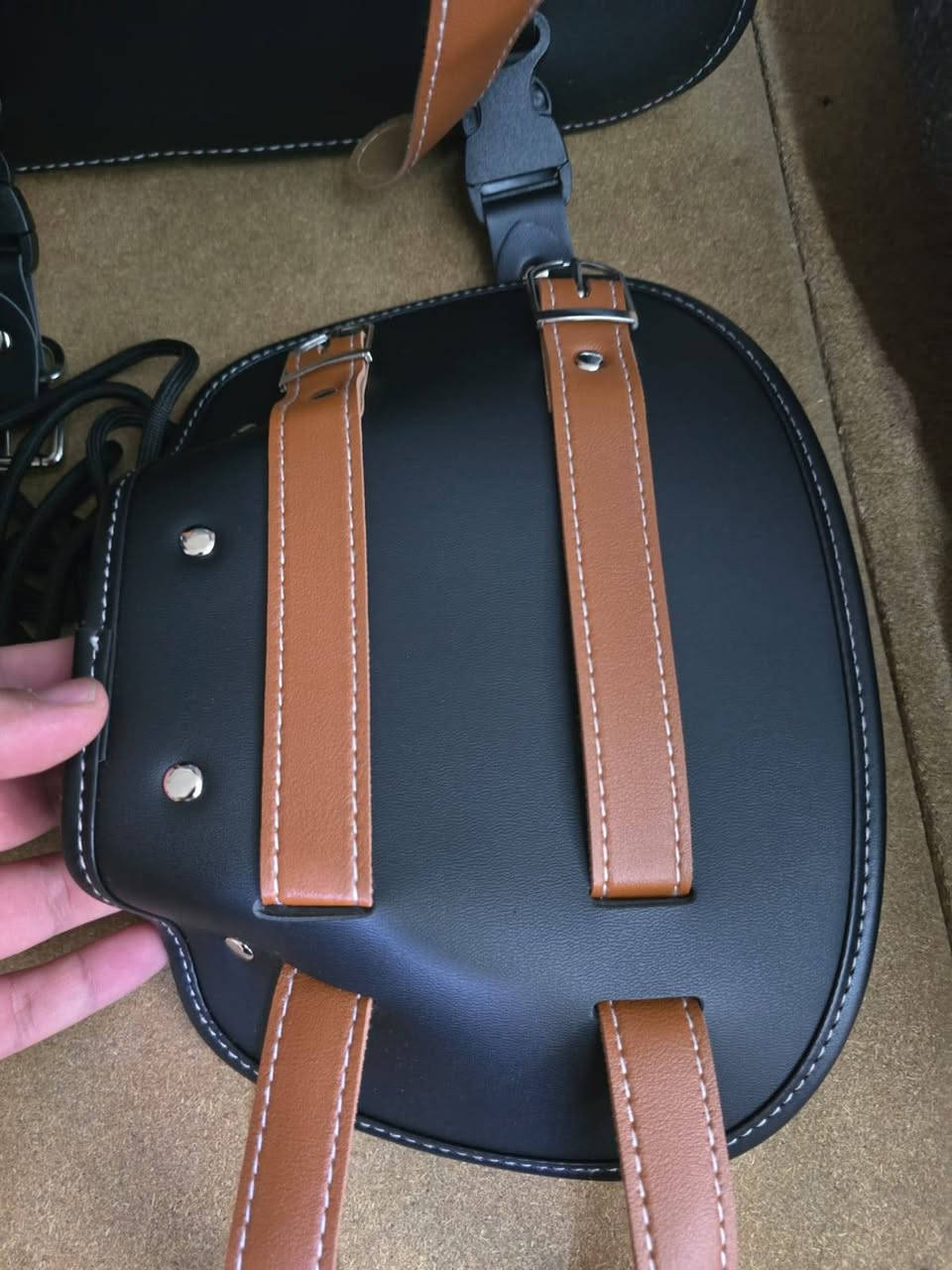 حقائب سرج جلدية عالمية للدراجات النارية متوافقة مع العديد من الطرازات مثل هارلي سبورتستر. 

للحجز راسلونه على خاص 
يوجد توصيل لجميع المحافظات العراق 5 الف 

#العراق #ايران #لبنان 
#حرب #ايران #لبنان


**إذا كنت صاحب هذا الإعلان وتريد حذفه لأي سبب، رجاءا أرسل رسالة إلى الدعم الفني**