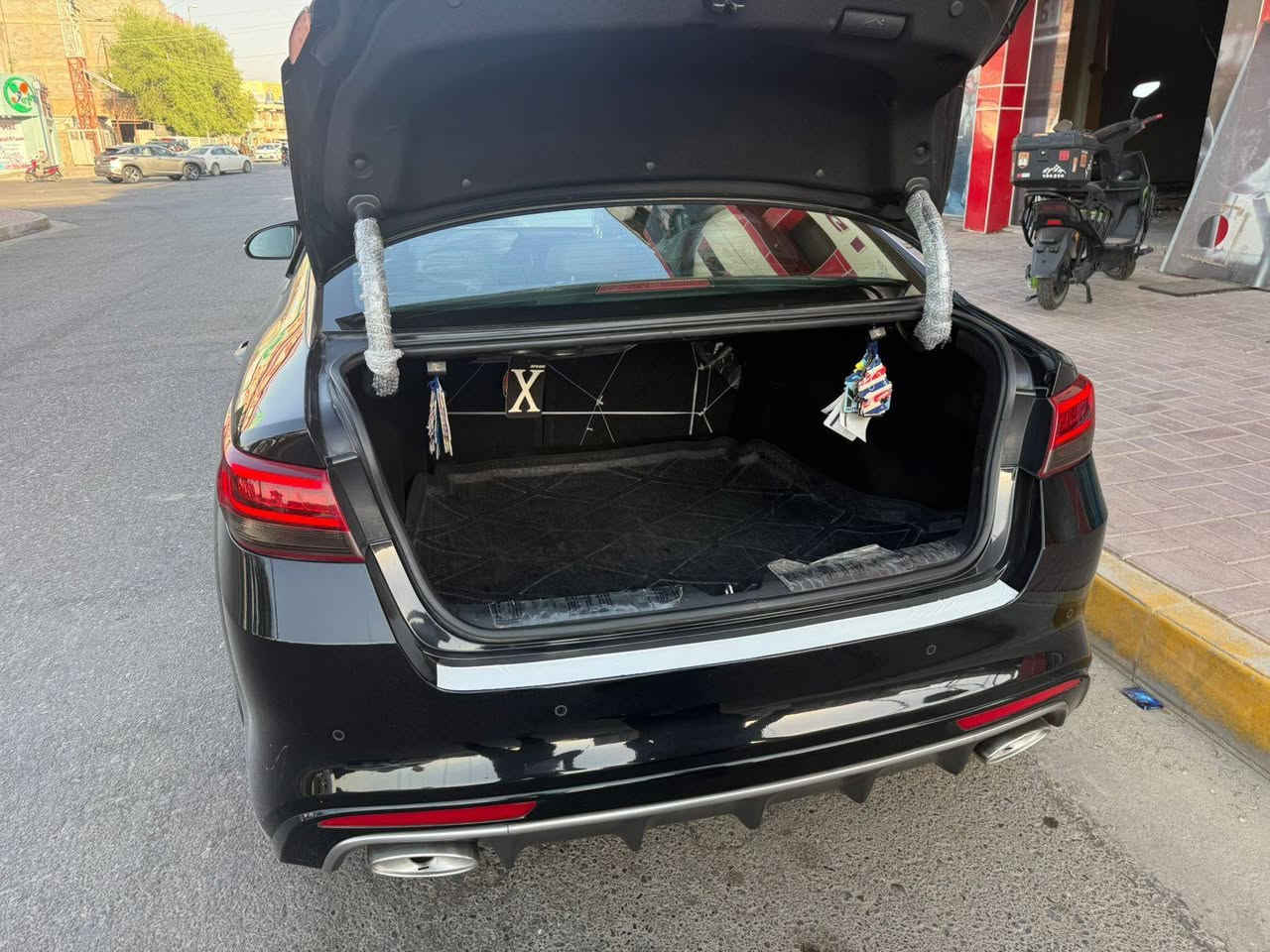 اوبتيما خليجي خليجي مكفوله من الصبغ والضربه والبارد مكفوله ٢٠١٦ محرك ٢٤٠٠جديده ماشيه 65 بسمي رقم بغداد دولي فول مواصفات جيتي لاين اعلى فئه ابرز المواصفات

اربع كامرات محيطيه 
شاحن وايرلس لاسلكي للهواتف الذكيه
سايد بريك بصمه 
حساسات اماميه خلفيه مع رادارت 
سقف كنتاره 
لايت زنون بلادي دوار
***********
العنوان الانبار الحبانيه
السعر ١٦٨
