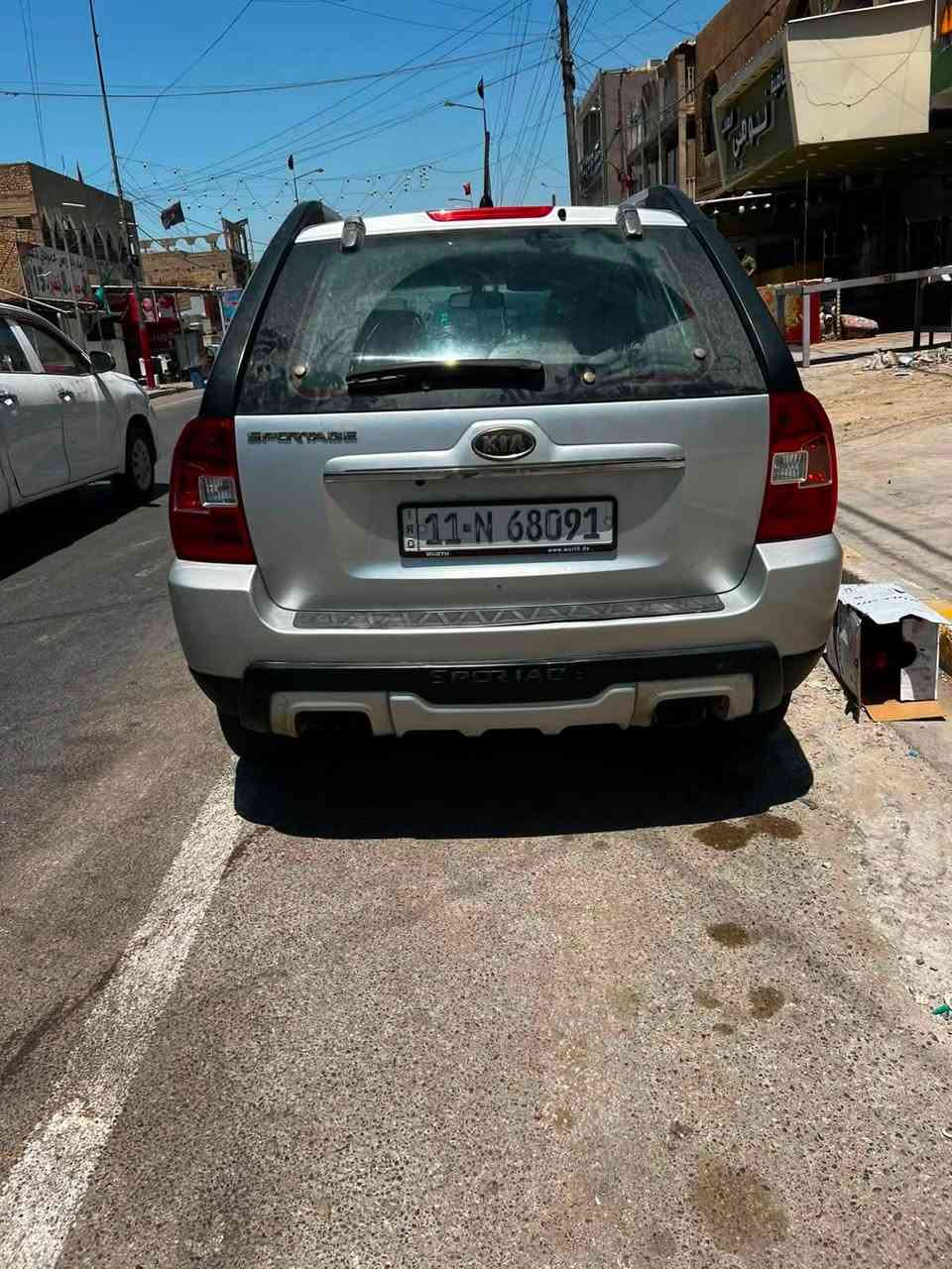 سبورتج خليجي 9 محرك  دوش رقم بغداد انكليزي جديد سنوية جديدة  محرك وكير مكفولات من تبخير وتنقيص 
كهربائيات مكفولات.تبريد تدفئة سنتر لوك.. 
تخم تايرات جديدة قبل يومين شديتهن جدد فيت بم جديد وادامة جديدات
مواصفاتها فتحة شاشة كار بلي 
بيها صبغ جهتين فقط اثر جراد بنيد و قمارة و جنطة كفالة
سعرها 95 وبيها مجال 
مكاني بغداد 
***********
.
