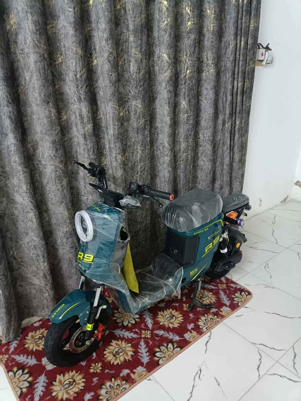 السلام عليكم دراجة R9للبيع الدراجة نضيفة وحلوة موديل 23 وهاي الصور كدامكم السعر مال  الدراجة 425 وبيها مجال هواي واي استفسار خاص مفتوح


**إذا كنت صاحب هذا الإعلان وتريد حذفه لأي سبب، رجاءا أرسل رسالة إلى الدعم الفني**