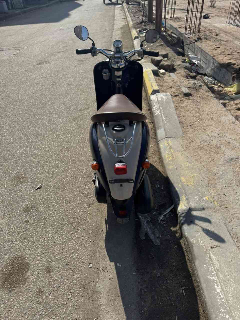 ‏￼ ‏سلام عليكم ￼دراجة مصرية للبيع شغالة من الطول لطول صاير لها شهرين طالعة حاوية دراجة بالكرتون كهربا شغالة سعرها 850 وبيها مجال قليل العلوان الناصرية مركز حي سومر وهذا رقمي للشراي وألم شراي لا يتعبني *********** ما مفتوحة ما مفتوحة ما مفتوحة لا كفر ولا مكينة ￼
￼￼
