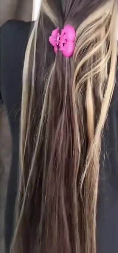 السلام عليكم حفافة ميش تاتو فلر وشم تسريح تنظيف بشرة بدكير منكير اي شي بالج هنا تلكي وشغل مناسب ومضمون***********
