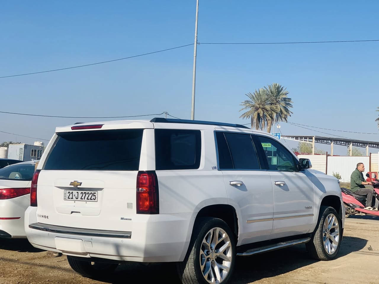 السلام عليكم
رمضان كريم 

تاهو ٢٠١٧ وارد أمريكي 🇺🇸 

مواصفات 

LTZ

فتحه 

شاحن تايبسي 

كشن جلد 

تحكمات 

فول اوتوماتيك 

كير تعليك

جنطه كهربائيه 

مواصفات معروفه مال LTZ

حادث جاملغ وباب مبدل بدون صبغ 

السعر ٢٩٠ وبيها مجال قليل 

مكاني بابل / محاويل 

رقم الهاتف 

‭٠٧٧٣ ٥٣٨ ٧٨٦٨‬
