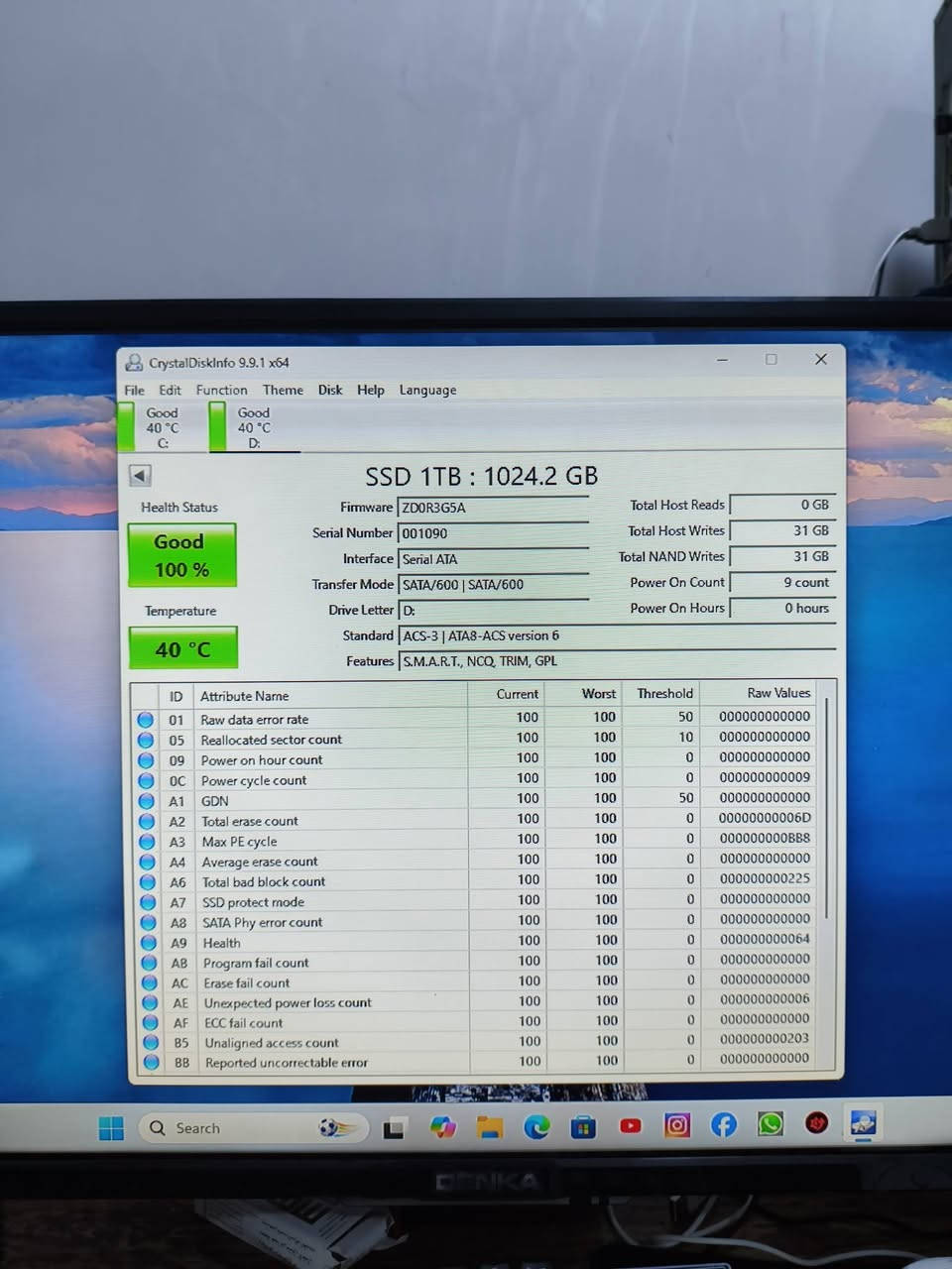 الله يساعدهم هارد SSD 1TB جديد السعر/80
راك هارد سرعة عالية   FAST 10 GB  قطعتين سعر القطعة/12 الف 

يوجد توصيل🚕

ادمن 🙏❤


**إذا كنت صاحب هذا الإعلان وتريد حذفه لأي سبب، رجاءا أرسل رسالة إلى الدعم الفني**