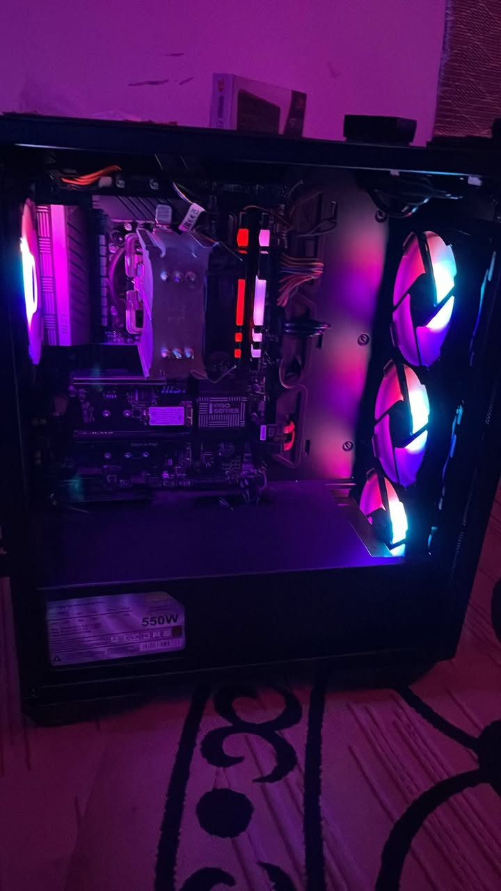 Pc للبيع بدون (كرت شاشة) رجاءً سعر قفل675
Cpu i9-11900k
B560 pro msi 
psu 550w
Ram 16 8x2 ddr4 rgb
Hard 1t
Hard 512 m.2
Case msi +4 fan msi


**إذا كنت صاحب هذا الإعلان وتريد حذفه لأي سبب، رجاءا أرسل رسالة إلى الدعم الفني**