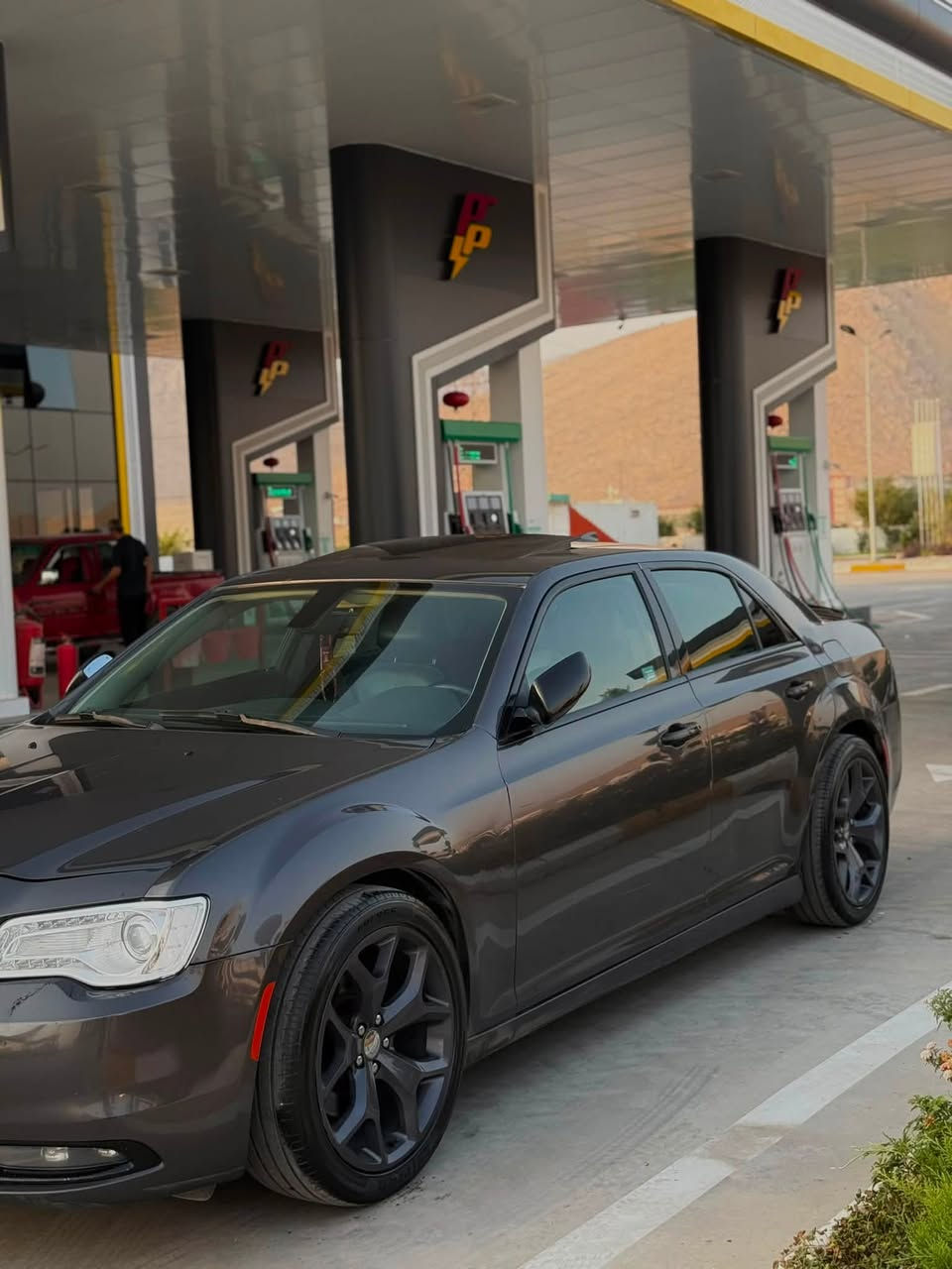 Chrysler 300c 🔥
٢٠١٧ لێزەر
٦ پستۆن مەرخوب
فول فول مواسەفات
بێ بۆیاخ 
بێ دەعمو لێدراو
گێڕ و مەکینەو کارەبای هەمووی بەشەرت
ئەگەر موشتەری نیت سەرمان مەیەشێنە 
لەگەڵ ڕێزدا
ئەدمین❤️
***********
واتس ئەپ
