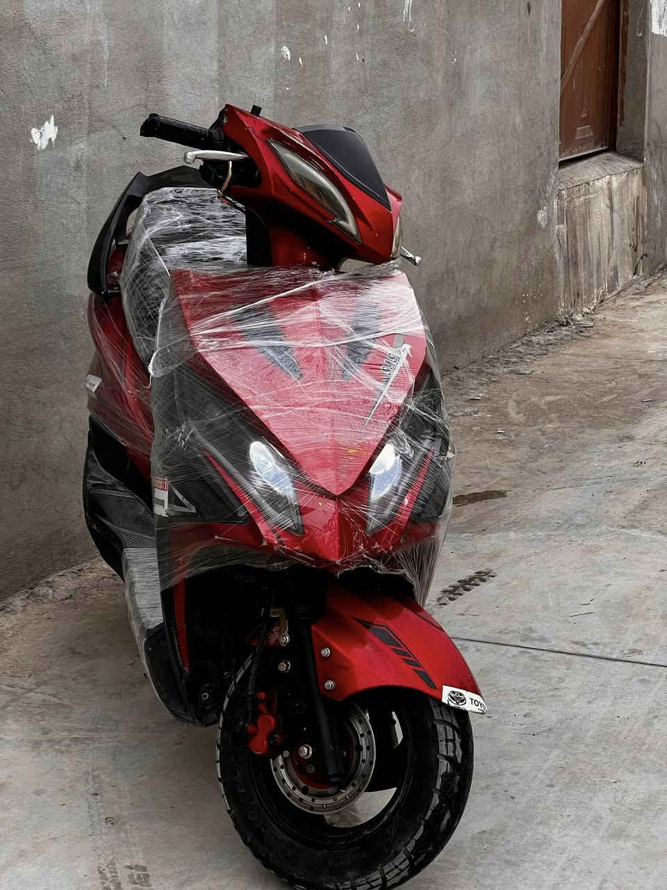 للبيع سكنس ياباني سلف و كهربائيات كلها شغالة بلشرط تجي تفحص بنفسك و تشوف ما ناقصة شي السعر 350 كركوك يم كراج بغداد ***********
