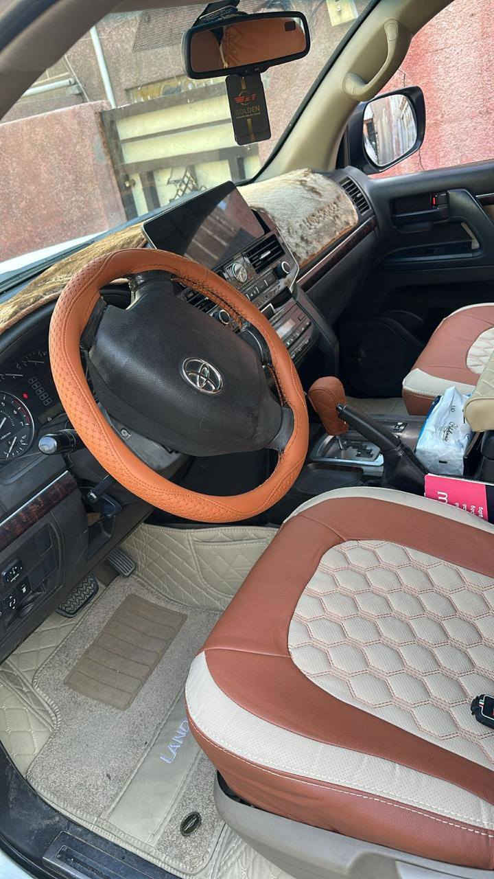 السلام عليكم : لاندكروز اصل ٢٠٠٩ السونار مرفق رقم بغداد بيها بارد فقط بالجاملغ الخلفي اليمين وجراد بالقارة مكانين باقي مكفول من كلشي السيارة خير من الله بيع او مراوس حسب القناعة السعر 285 وتحياتي للجميع ***********
بغداد الجديدة
