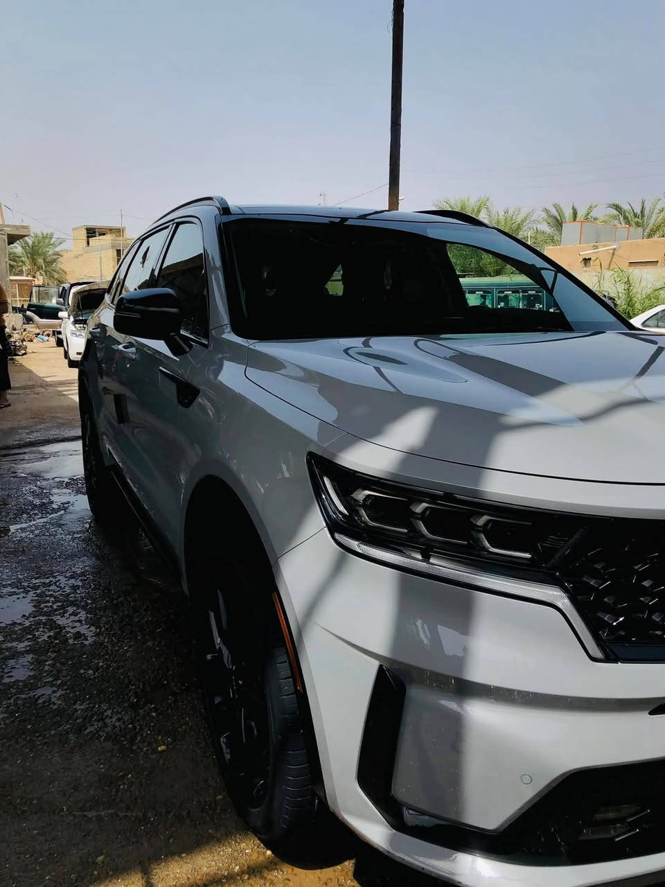 السلام عليكم من رخصة الادمن
كيا سورينتو موديل ٢٢ وارد امريكي كلين تايتل 
مكينه ٢٥٠٠ تيربوا مكفوله كفاله عامه بي ايبي
السعر ٢٩٠ بيها مجال 
مكان السياره بغداد 
***********
***********
