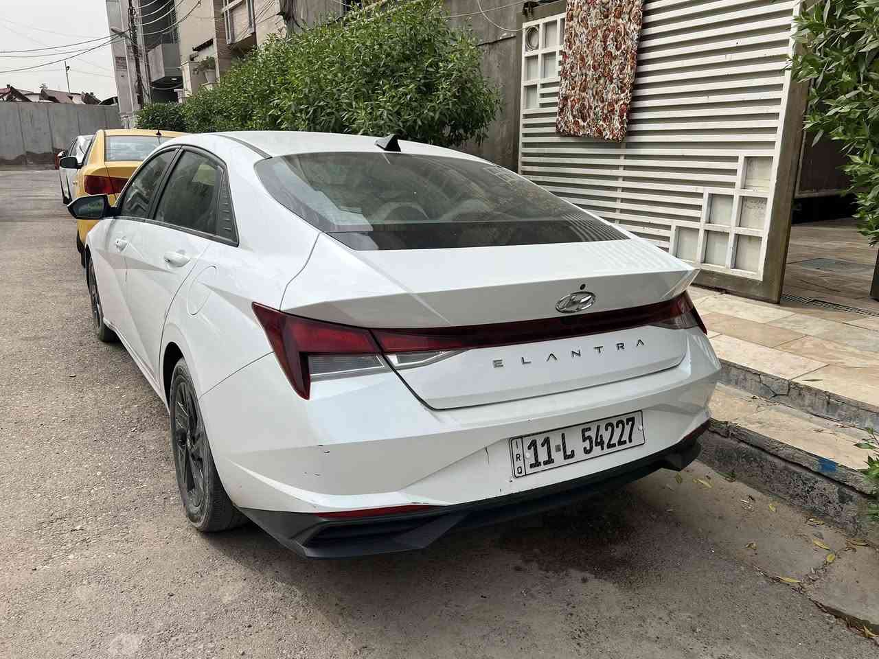 النترا موديل 2022 وارد امريكي 
محرك 2000 دوش
صور الحادث مرفوقه مع الصور جاملغ مبدل ولبنيد بل حافيه بي تعمير نفسه  ليبل واحد كلهه السياره 
بيهه بل باب مالت السايق طعجه اثر تحميل من امريكا ماشر عليهه اني بل ازرك 
السياره ماشيه 40 الف 
المكان المشتل قرب راديترات العارف 
رقم الهاتف *********** 
السعر 147 وبيهه مجال قليل حك الجيه
