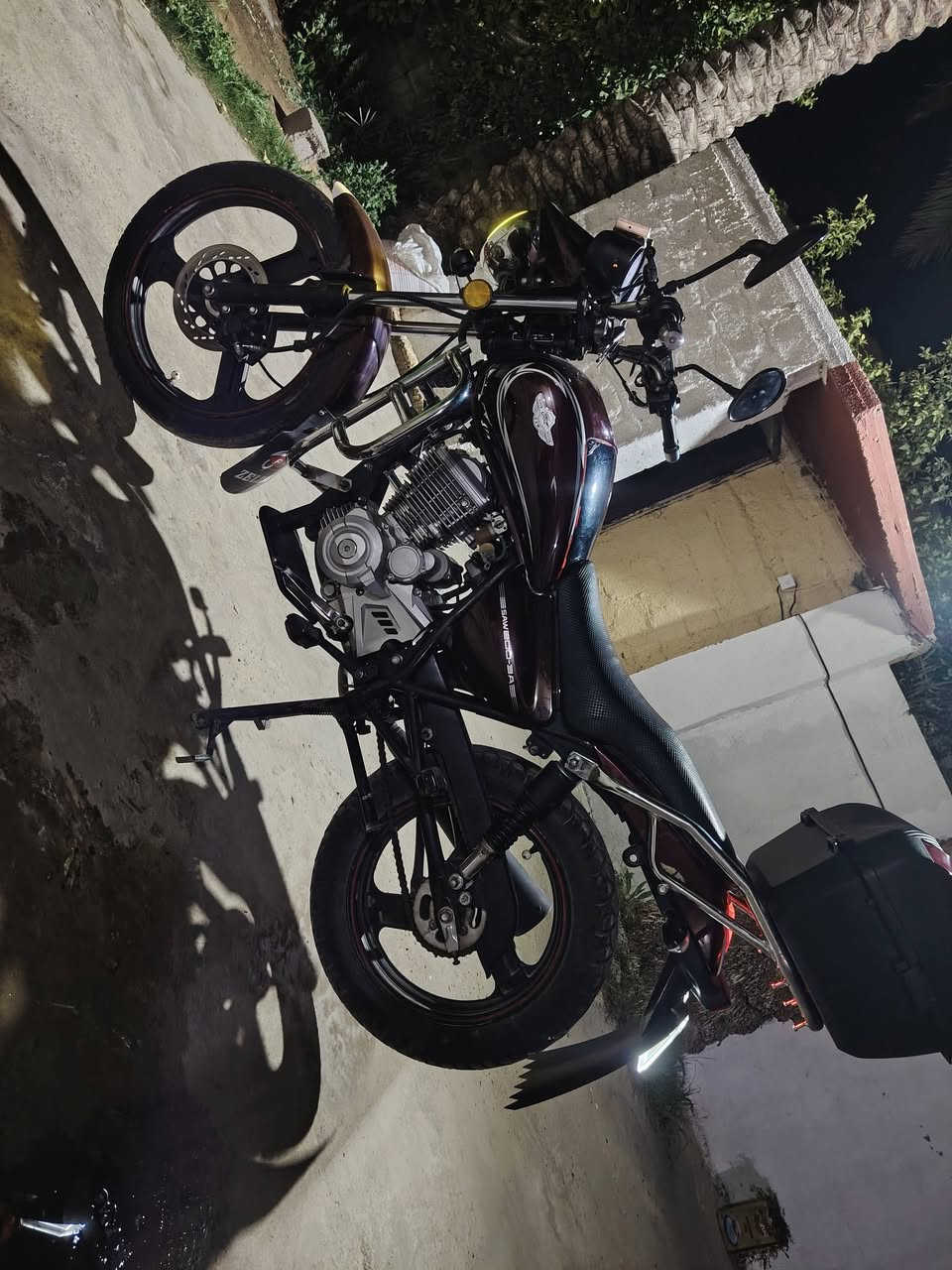 السلام عليكم
ناصي للبيع موديل 22 أوراق كامله محرك 200 تعال و افحص بيدك السعر خاص ***********
