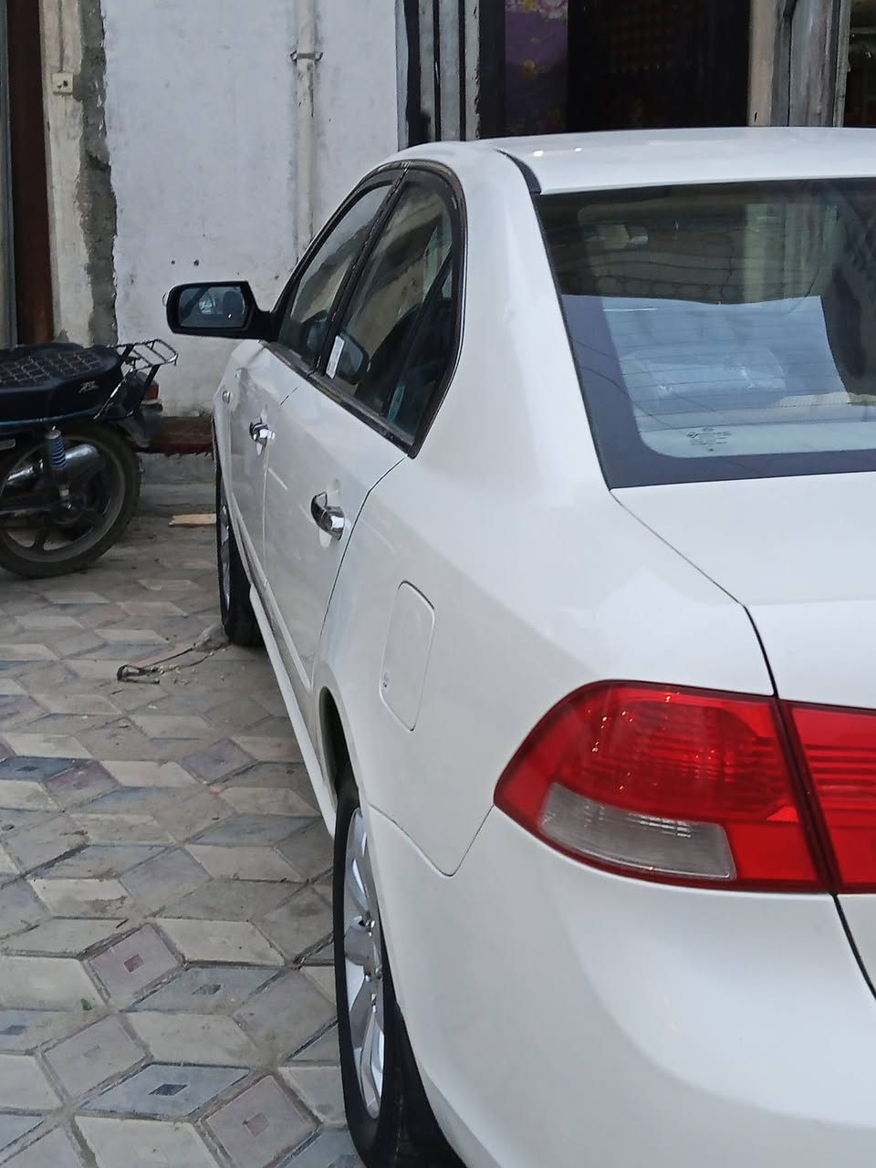 سلام عليكم كيه اوبتيما. موديل 2009
5 تكيات.  
5ويل كب 
فول مواصفات. شاشه. حساسات فتحه.  
مكينه وكير. كهربائيات. كفاله 
 كفاله عامه. من الفتح. والصبغ. 
  ناصريه. مركز 
 السعر. 122 وبيها مجال. 
 رقم ***********
