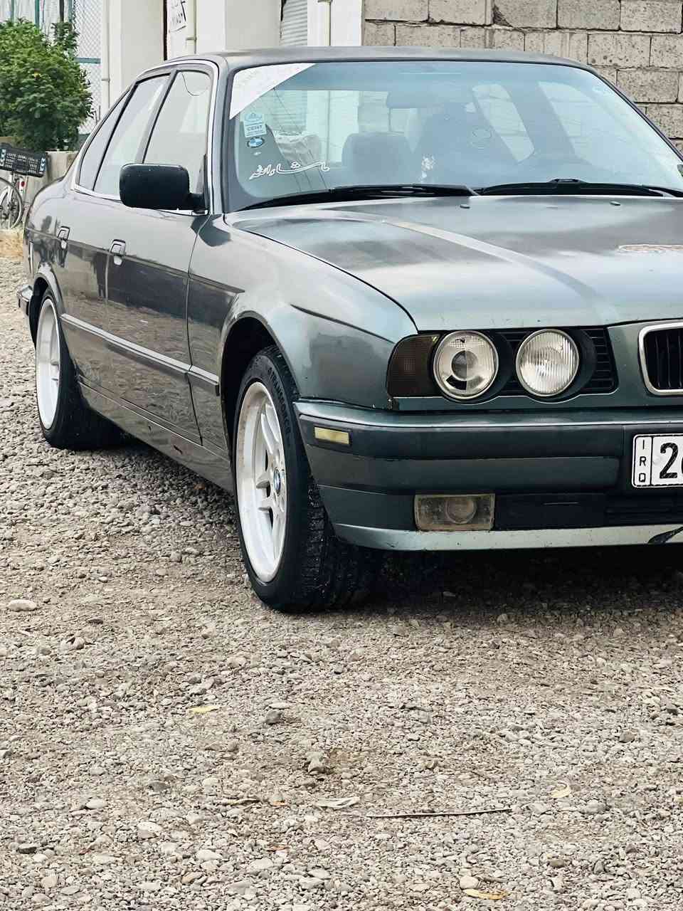 BMW  .1990 .530 .   كير عادي  بجم عريض    للبيع فقط
سنويه لل 2027 عضم عاج تحويل ثاني يوم 
سيارة مكفولة من الضربه  ومن غرمات  .  تخم تاير. . زنون .  كهربائيات كاملة  . حدادية حلوة . سيارة نضيف  ومرتبه 🔥🪾🇩🇪 
 مكاني ديالى المقداديه . السعر 46 بيها مجال بسيط


**إذا كنت صاحب هذا الإعلان وتريد حذفه لأي سبب، رجاءا أرسل رسالة إلى الدعم الفني**